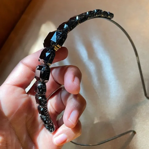 Gunmetal black rhinestone headband soldered pink glam silver  display picture 1